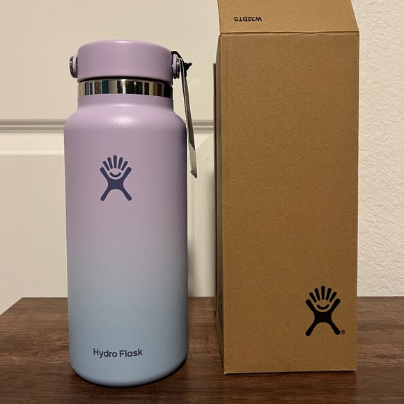 Hydro Flask 32 oz wide mouth bottle Aurora purple blue ombre
